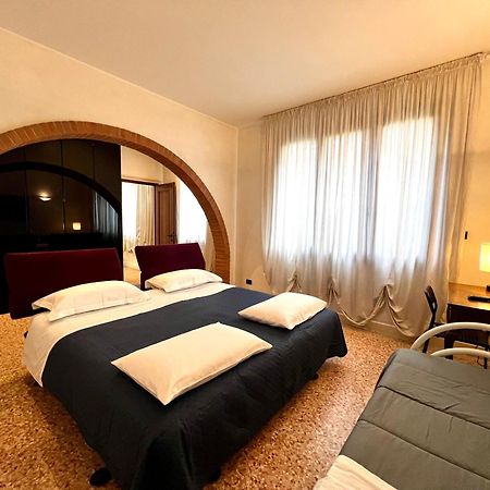 Hotel Locazione Turistica Joyful Padova Esterno foto