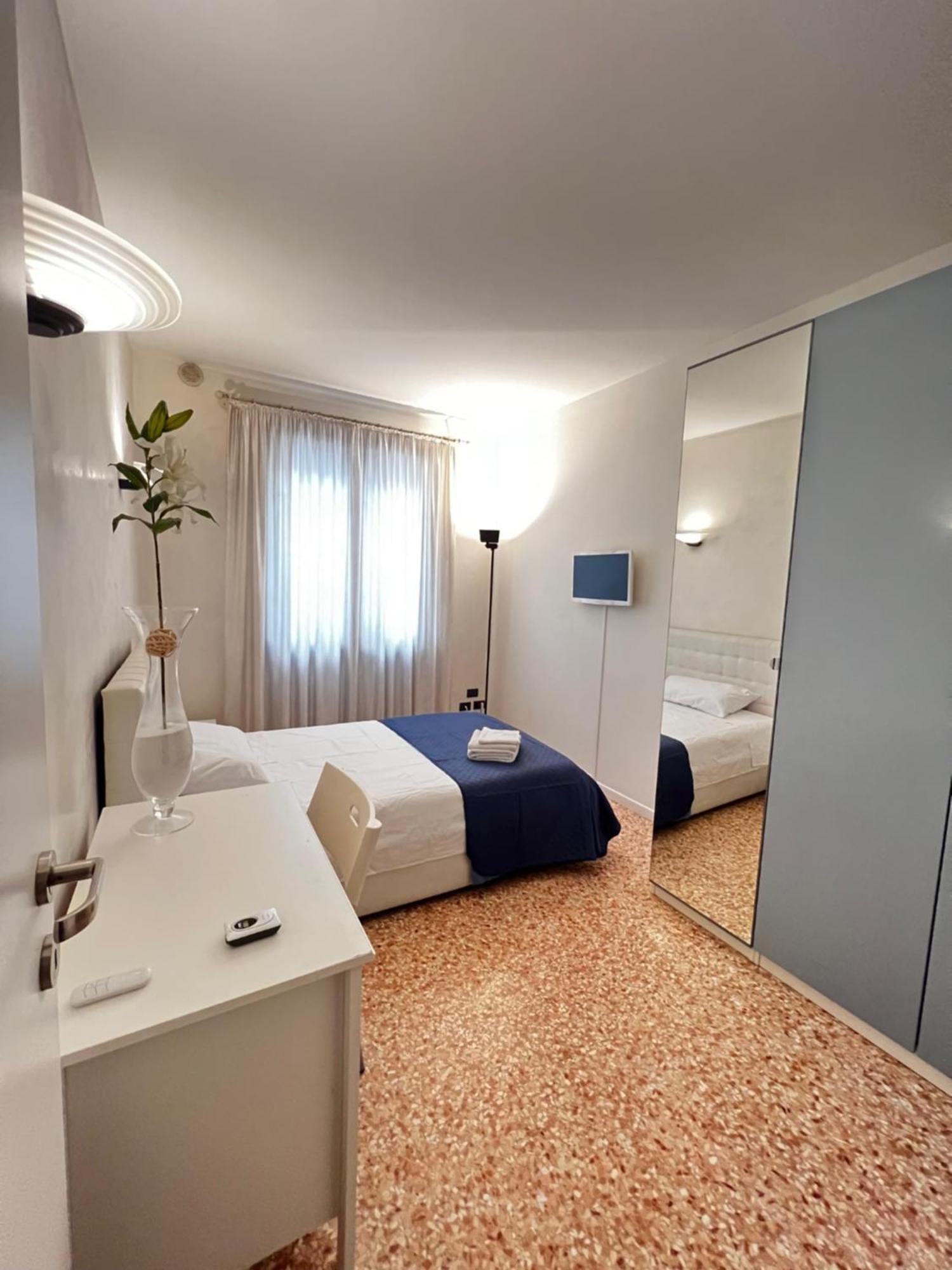 Hotel Locazione Turistica Joyful Padova Esterno foto