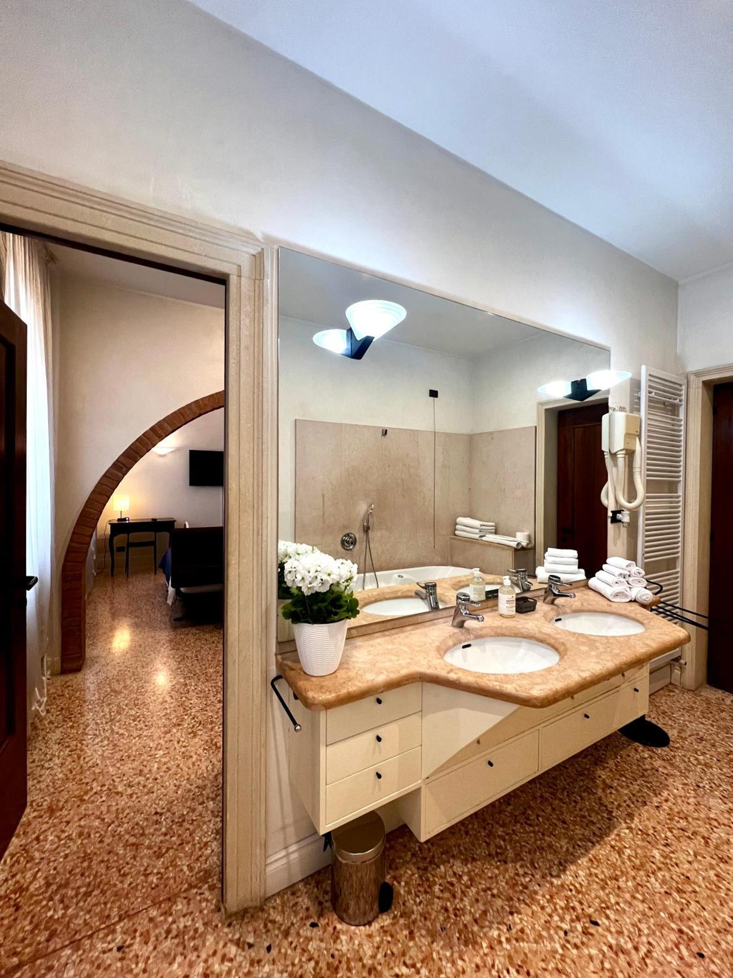 Hotel Locazione Turistica Joyful Padova Esterno foto